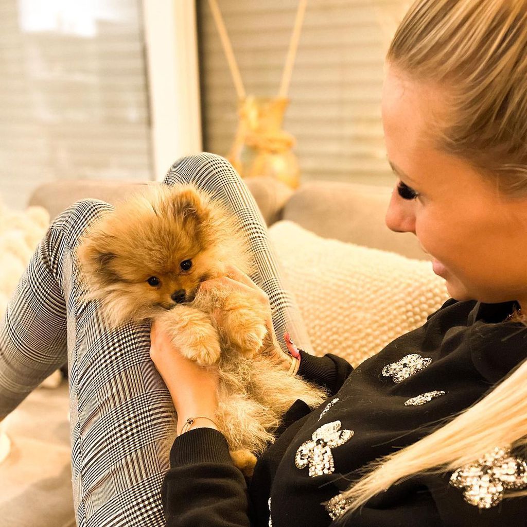 Carina Spack mit ihrem Hund