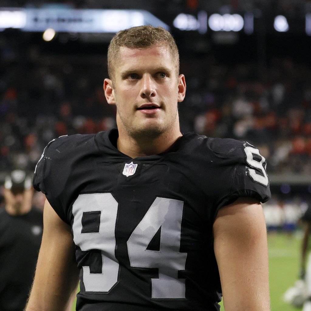 Carl Nassib, Ex-Profi-Footballer