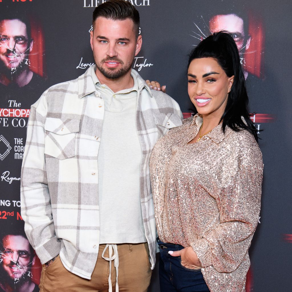Carl Woods und Katie Price im November 2023
