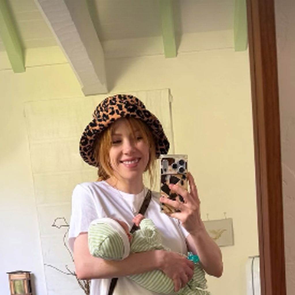 Carly Rae Jepsen und ihr Baby, März 2026