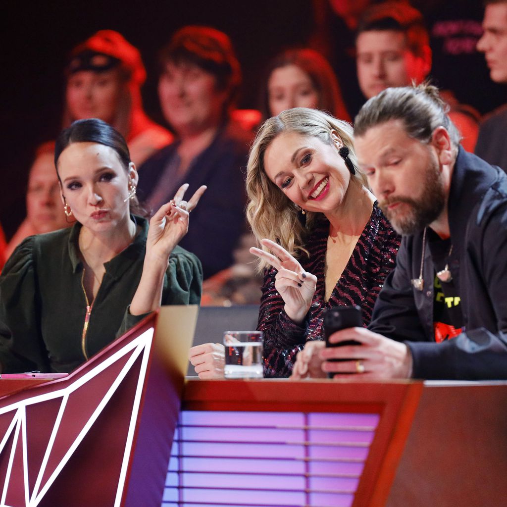 Carolin Kebekus, Ruth Moschner und Rea Garvey bei "The Masked Singer"