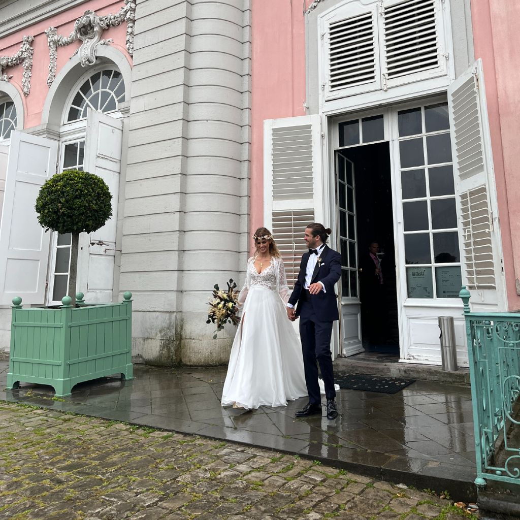 Carolina und Daniel Peukmann bei ihrer standesamtlichen Hochzeit