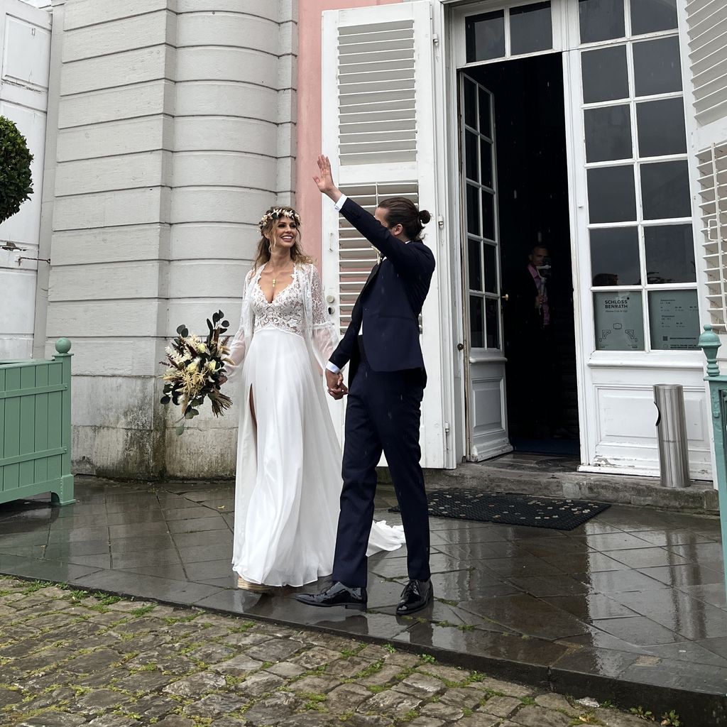 Carolina und Daniel Peukmann bei ihrer standesamtlichen Hochzeit