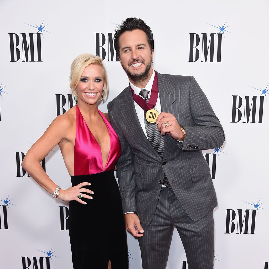 Caroline Boyer und Luke Bryan bei den BMI Country Awards