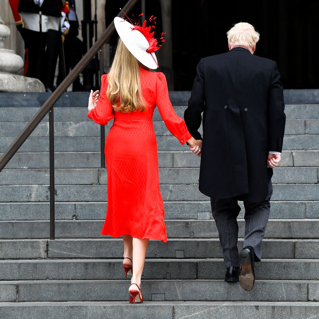 Carrie Johnson und Boris Johnson vor der St.-Pauls-Kathedrale in London