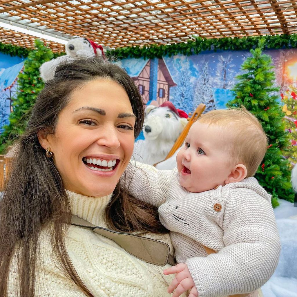 Casey Batchelor mit ihrer Tochter Daisy
