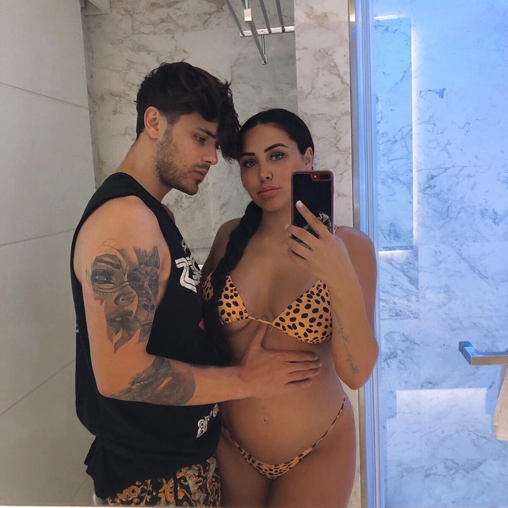 Casey Johnson und Marnie Simpson