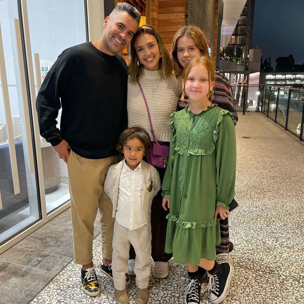 Cash Warren, Jessica Alba, Honor, Haven und Hayes im Juli 2022
