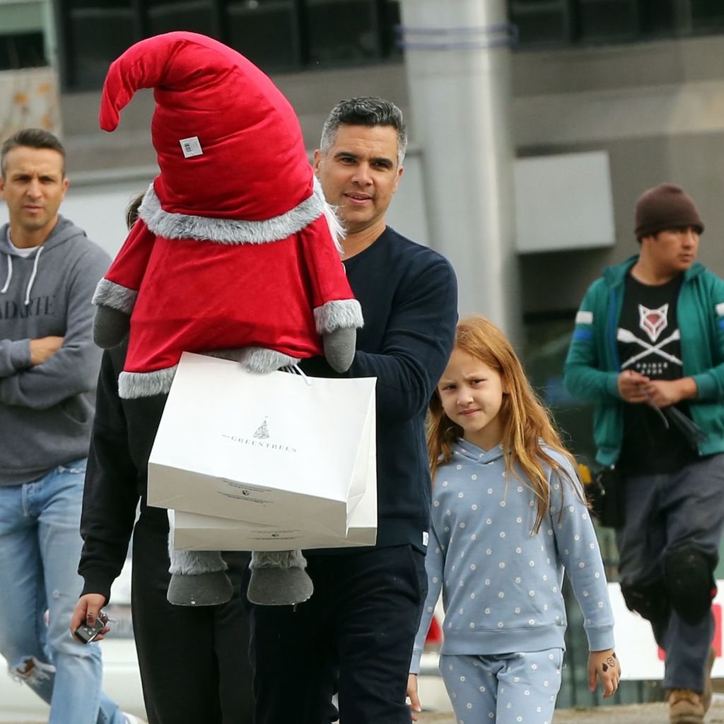 Cash Warren mit seiner Tochter, Dezember 2019