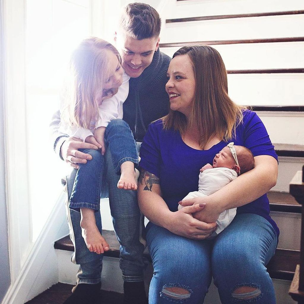 Catelynn Lowell und Tyler Baltierra mit zwei Töchtern im Juni 2019