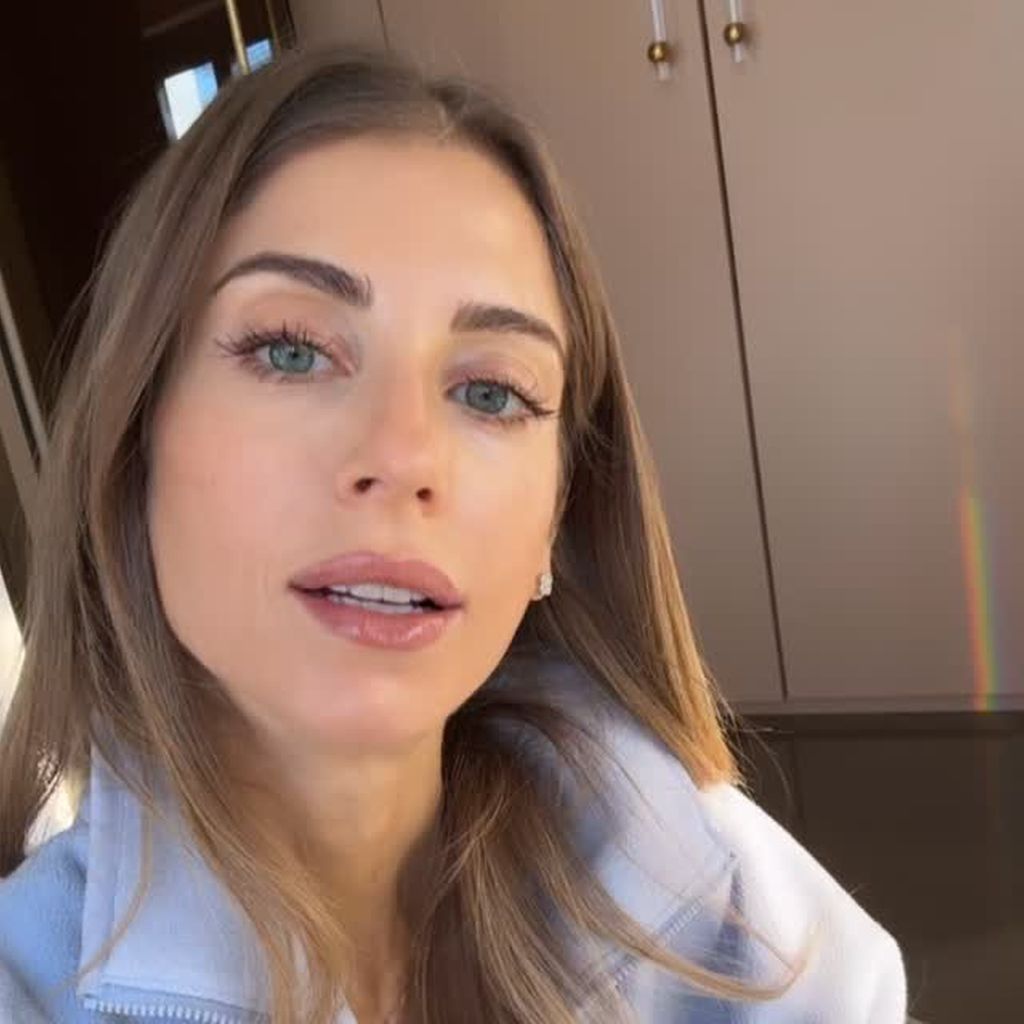 Cathy Hummels zeigt ihren Followern im Januar 2026 ihr erstes graues Haar