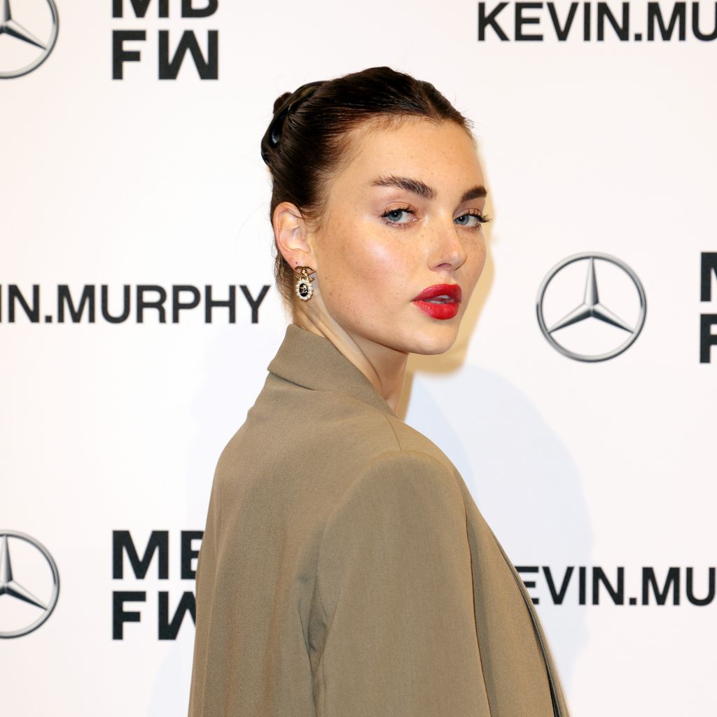 Céline Bethmann bei der Berlin Fashion Week 2022