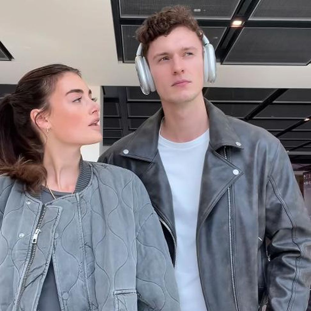 Céline Bethmann mit ihrem Freund Jasper im September 2023