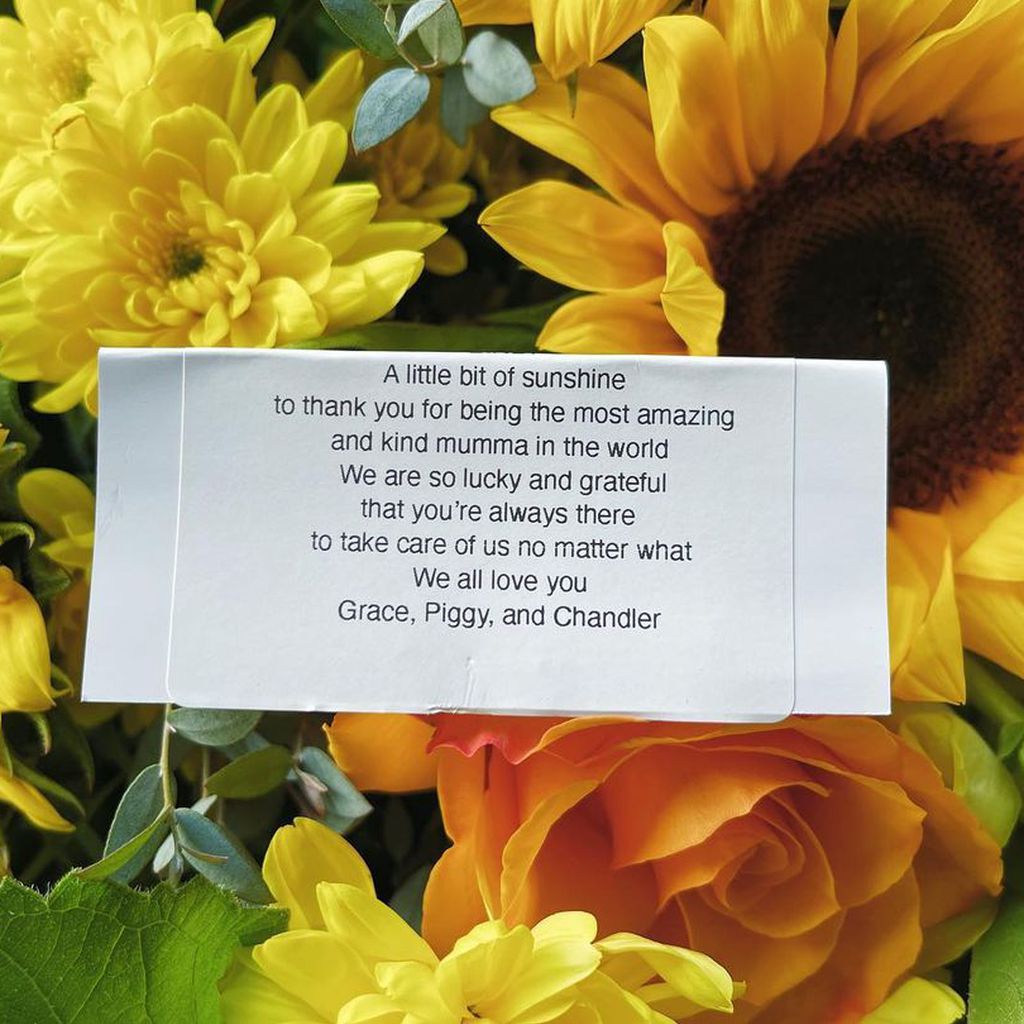 Chandler Powells Blumen für Bindi Irwin