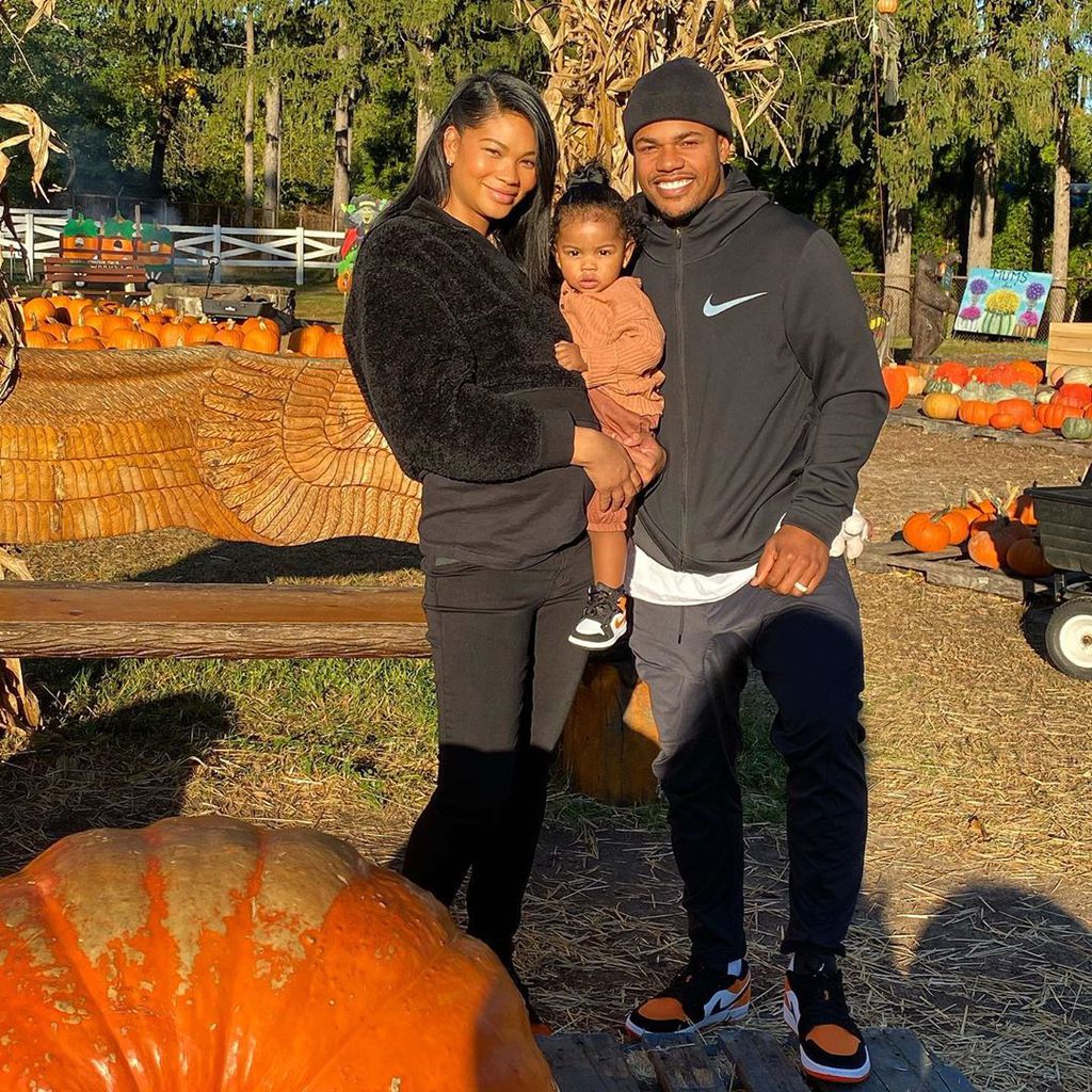 Chanel Iman mit ihrem Mann Sterling Shepard und ihrer Tochter Cali Clay