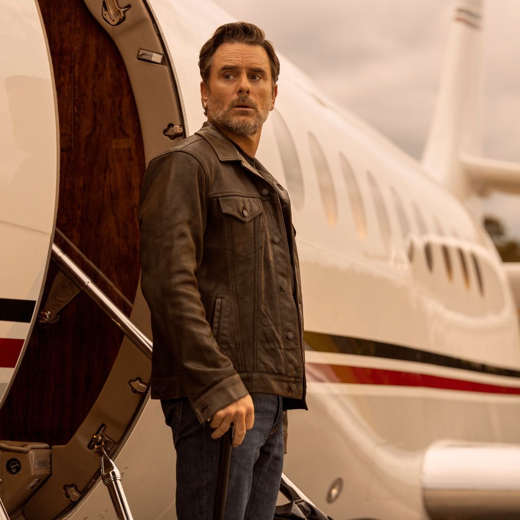 Charles Esten in "Outer Banks"
