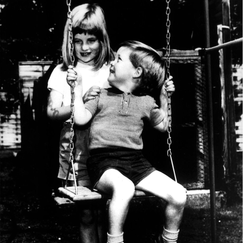 Prinzessin Diana und Charles Spencer in ihrer Kindheit, Jahr 1967