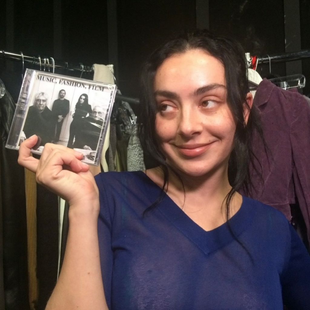 Charli XCX mit ihrem neuen Album "Music, Fashion, Film", 2026