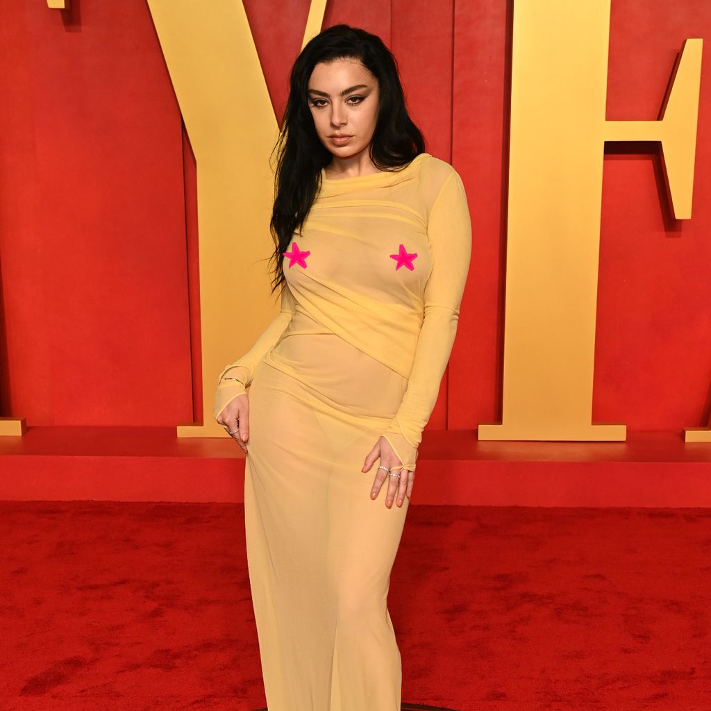 Charli XCX, Musikerin