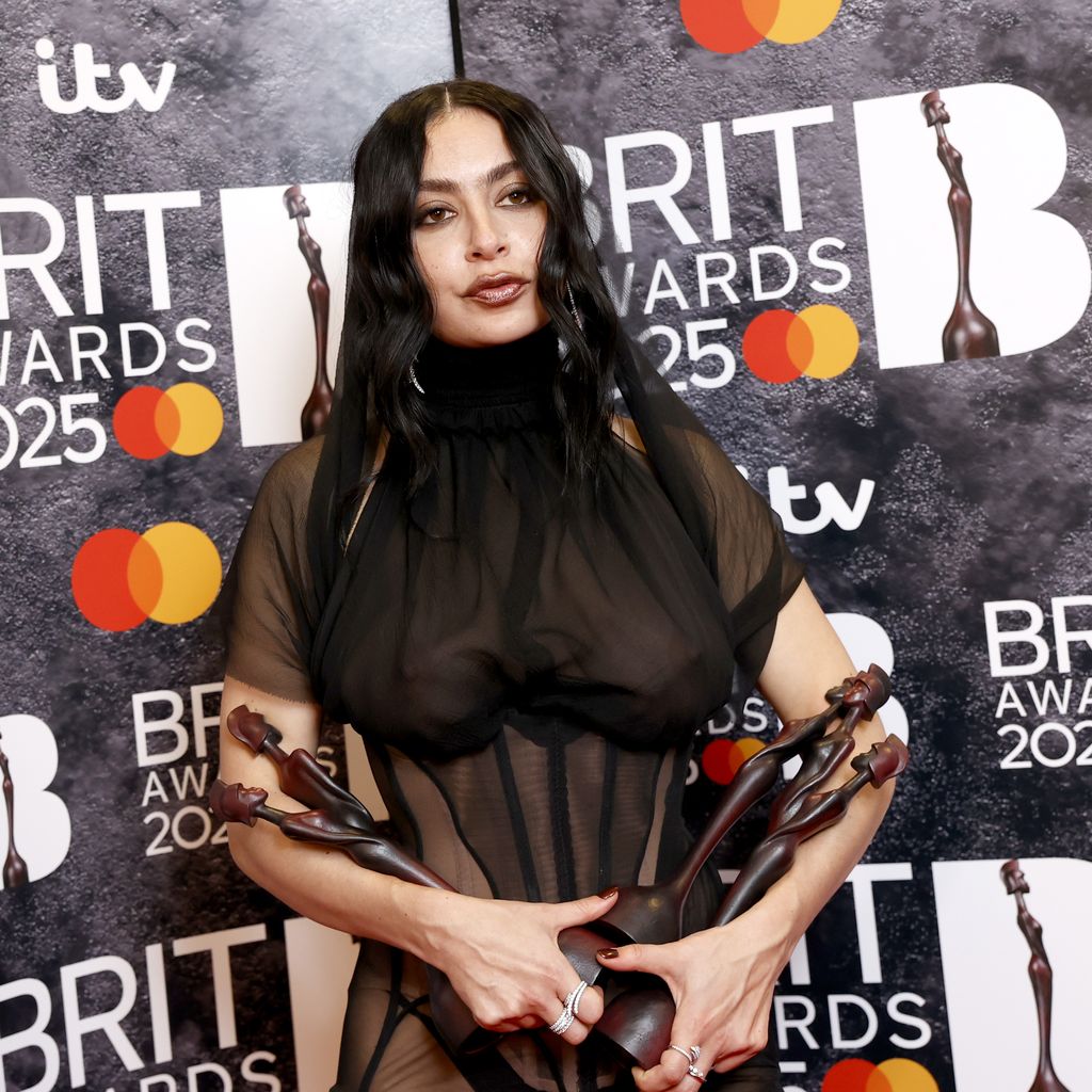 Charli XCX bei den BRIT Awards 2025