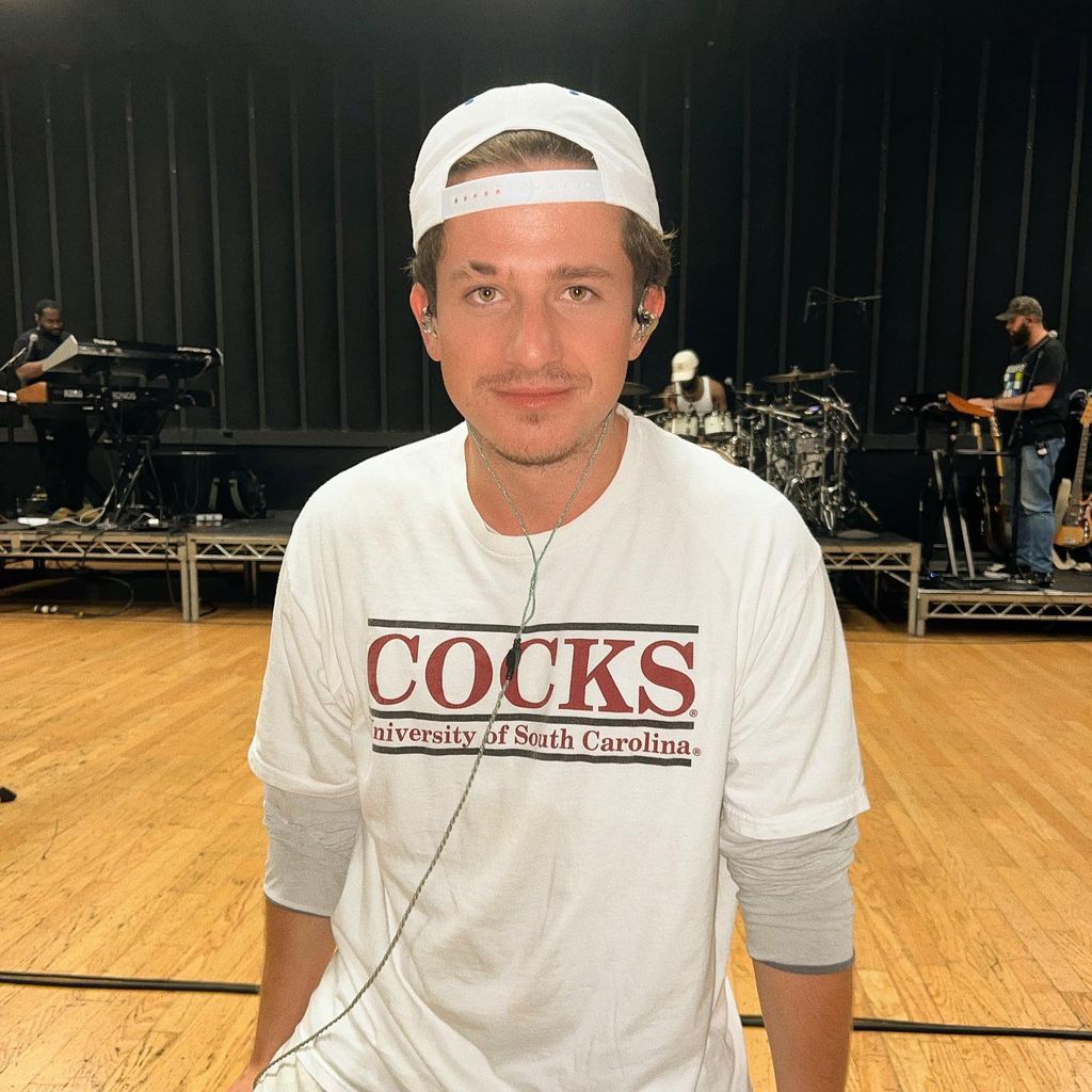 Charlie Puth, Sänger