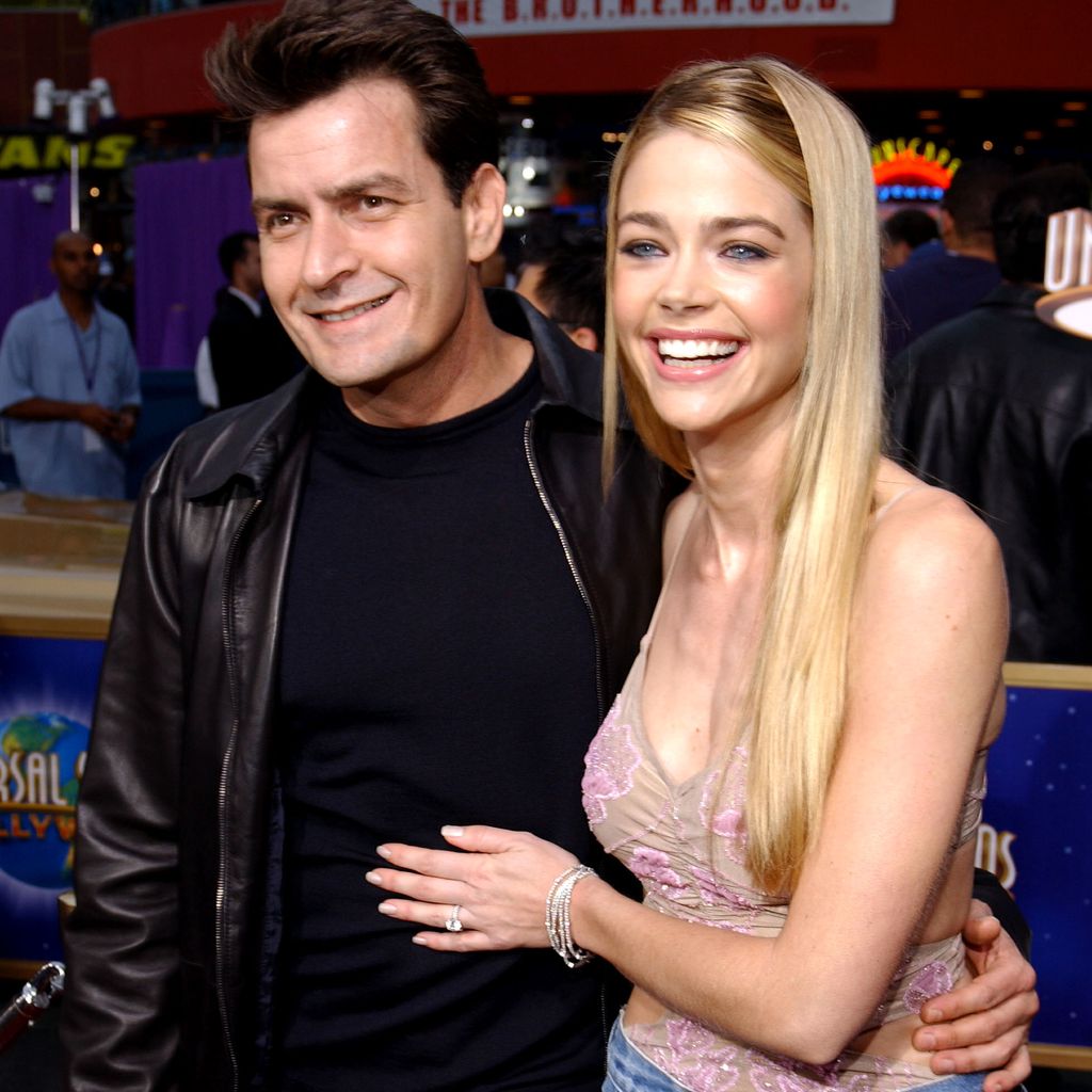Charlie Sheen und Denise Richards, 2002