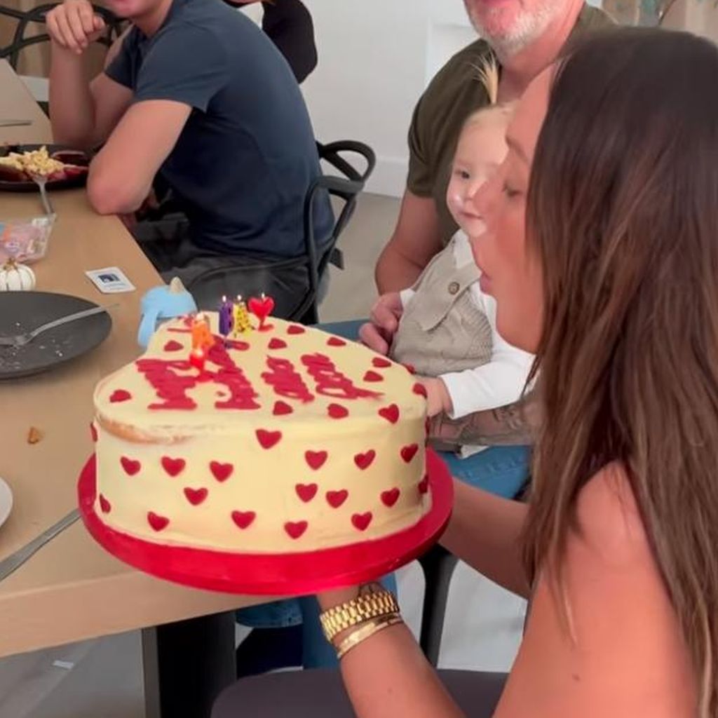 Charlotte Crosby und ihre Tochter Alba Jean