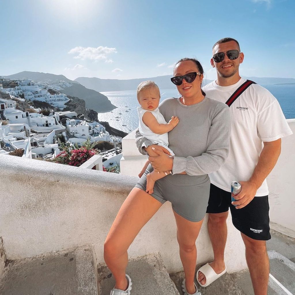 Charlotte Crosby und Jake Ankers mit ihrer Tochter Alba, August 2023