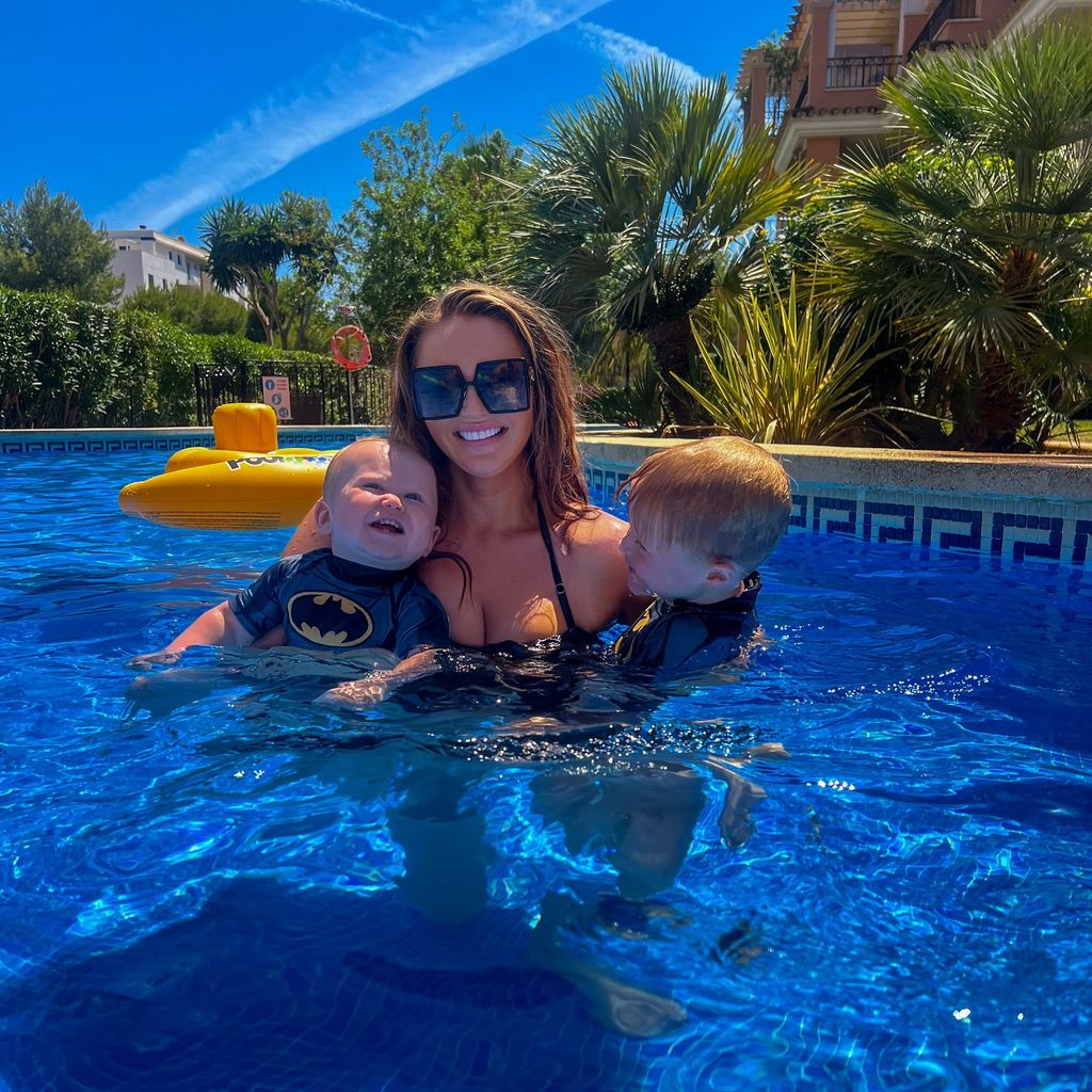 Charlotte Dawson mit Noah und Jude, Juli 2024