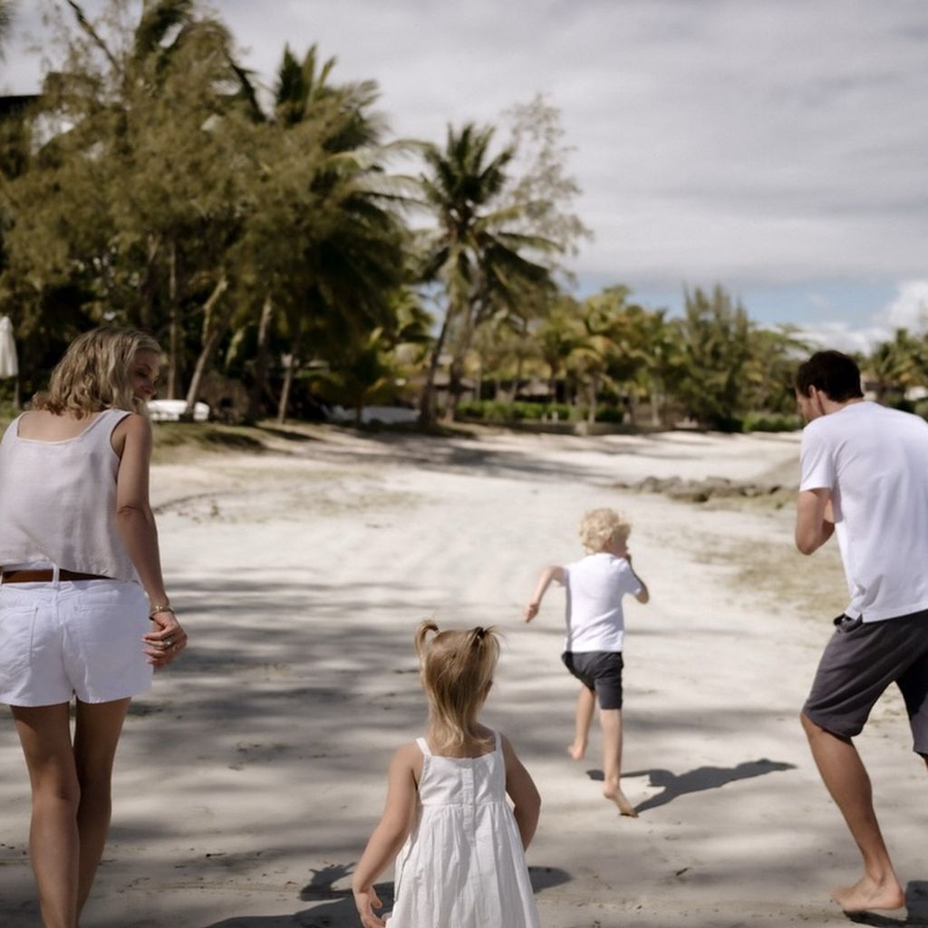Chelsy Davy, Ex von Prinz Harry, teilt Familienbilder von Mauritius via Instagram