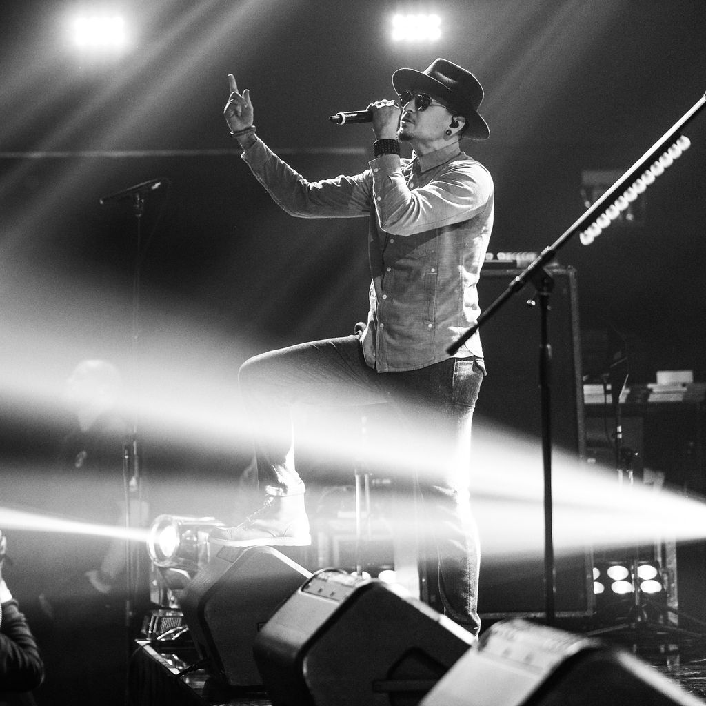 Chester Bennington 2017 bei einem Konzert in Burbank