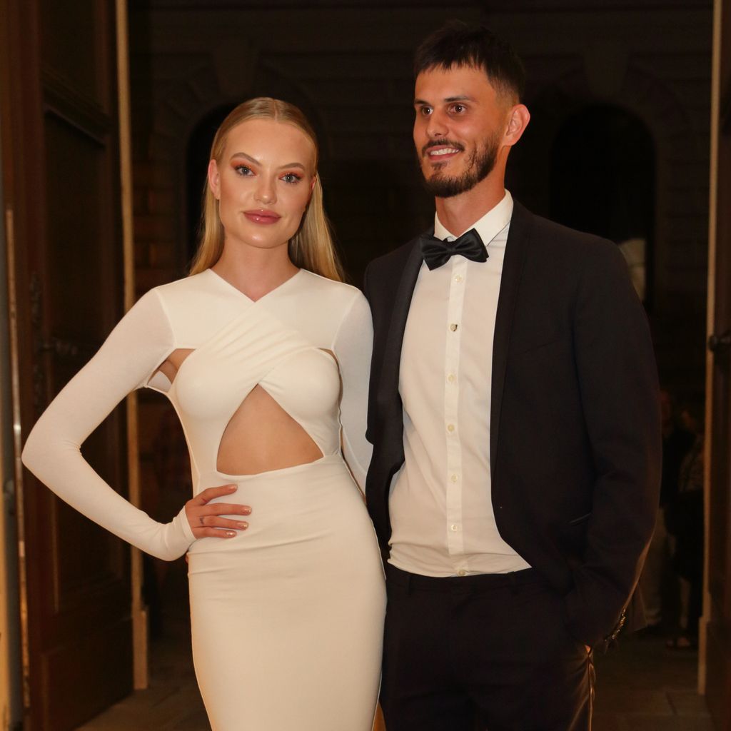 Cheyenne Ochsenknecht mit ihrem Mann Nino Sifkovits, September 2022