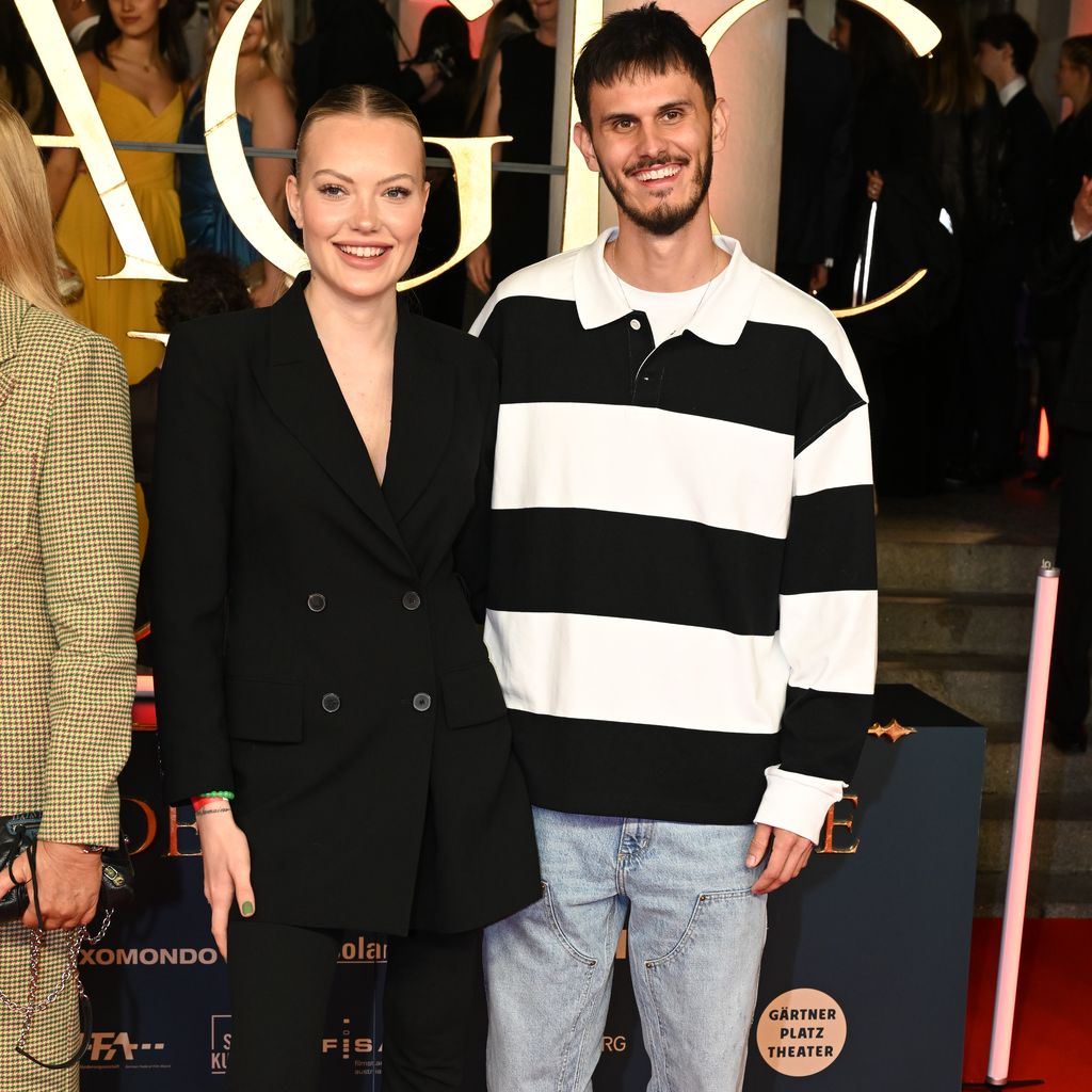 Cheyenne Ochsenknecht und Nino Sifkovits  im November 2022