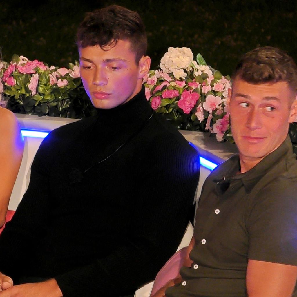 Chiara, Josua und Giulio bei "Love Island"