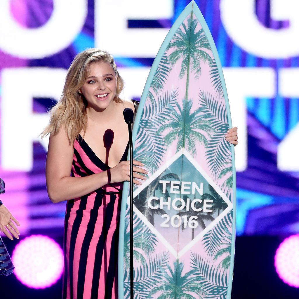 Chloë Grace Moretz bei den Teen Choice Awards 2016 in Los Angeles