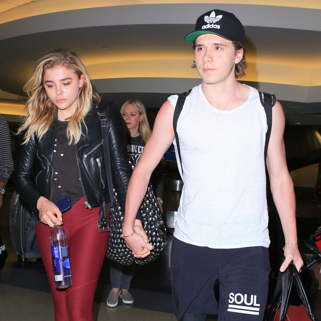 Chloë Moretz und Brooklyn Beckham am LAX-Flughafen