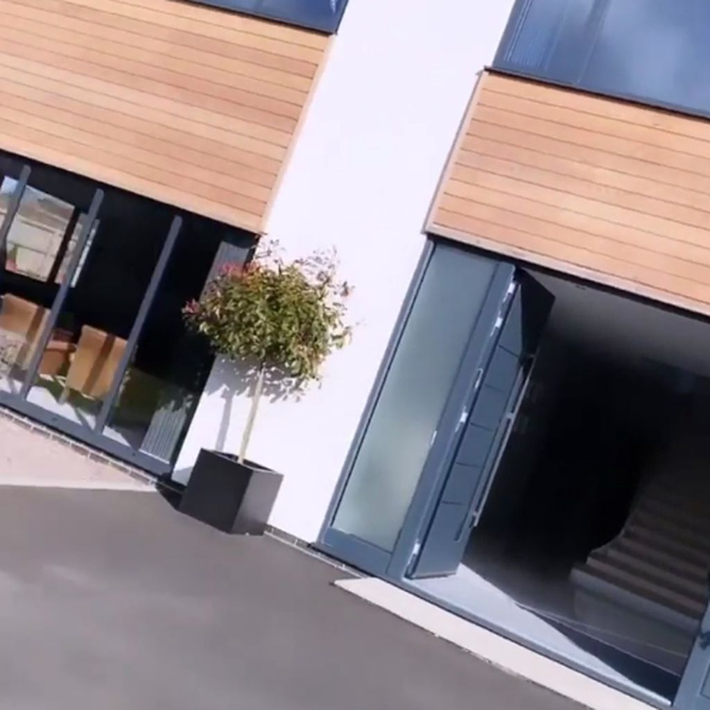 Chloe Ferrys Haus
