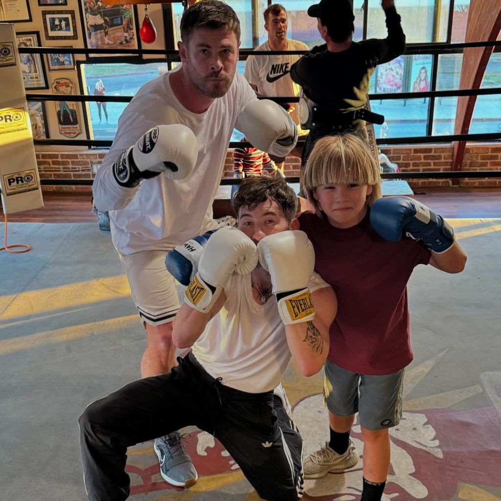 Chris Hemsworth, Barry Keoghan und Chris' Sohn Tristan