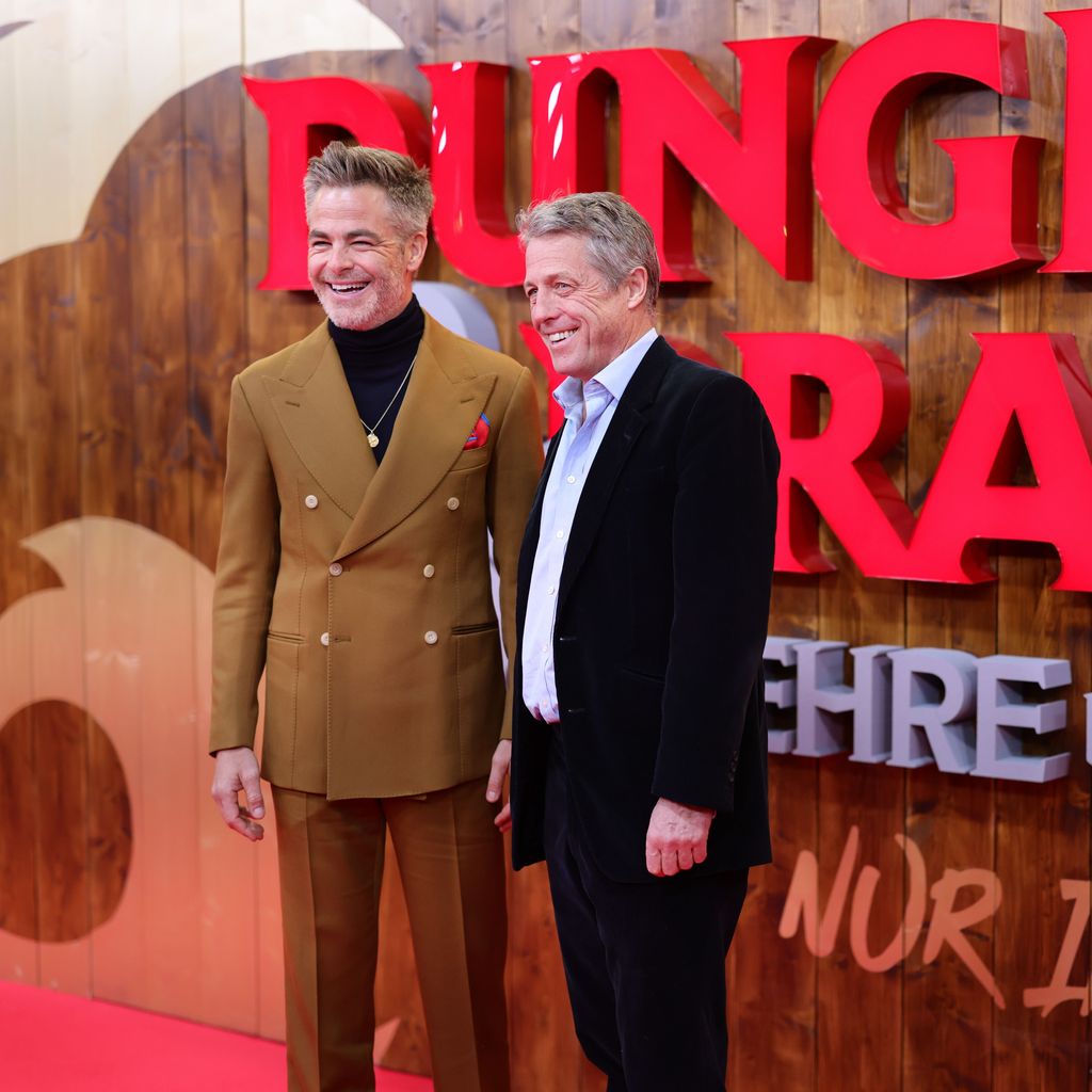 Chris Pine und Hugh Grant bei der Premiere von "Dungeons & Dragons: Honor Among Thieves"