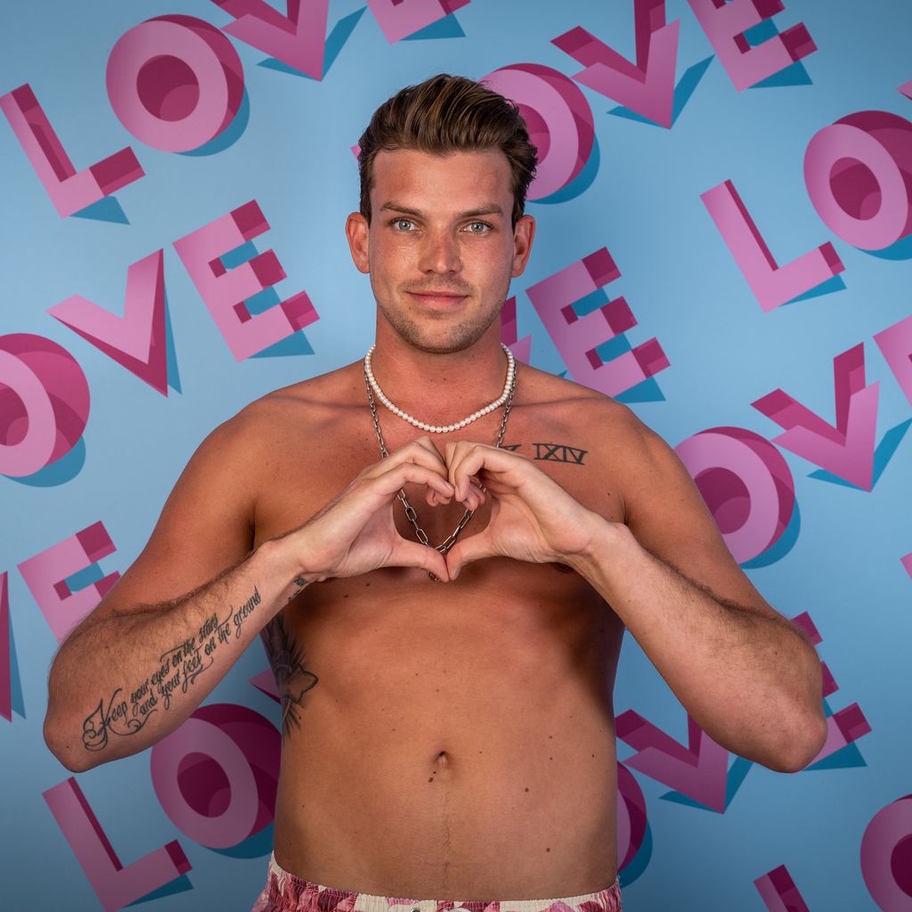 Chris, "Love Island"-Kandidat