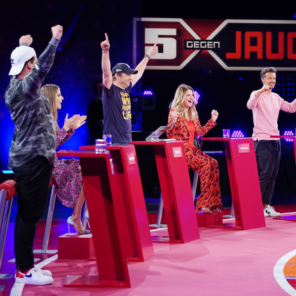 Chris Tall, Cathy Hummels, Mario Barth, Frauke Ludowig und Wayne Carpendale bei "5 gegen Jauch"