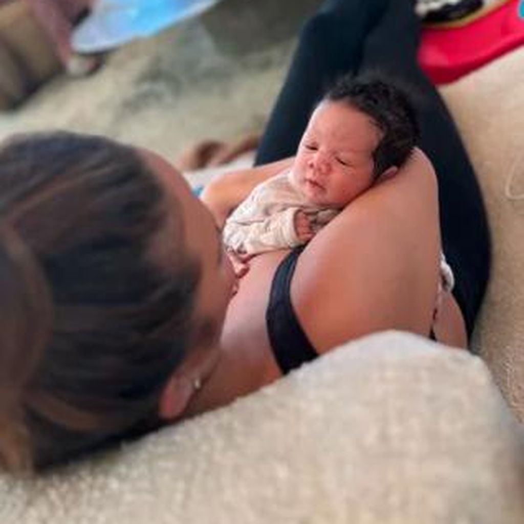 Chrissy Teigen mit ihrem Sohn Wren