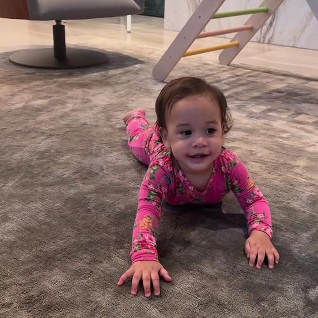 Chrissy Teigen und John Legends Tochter Esti