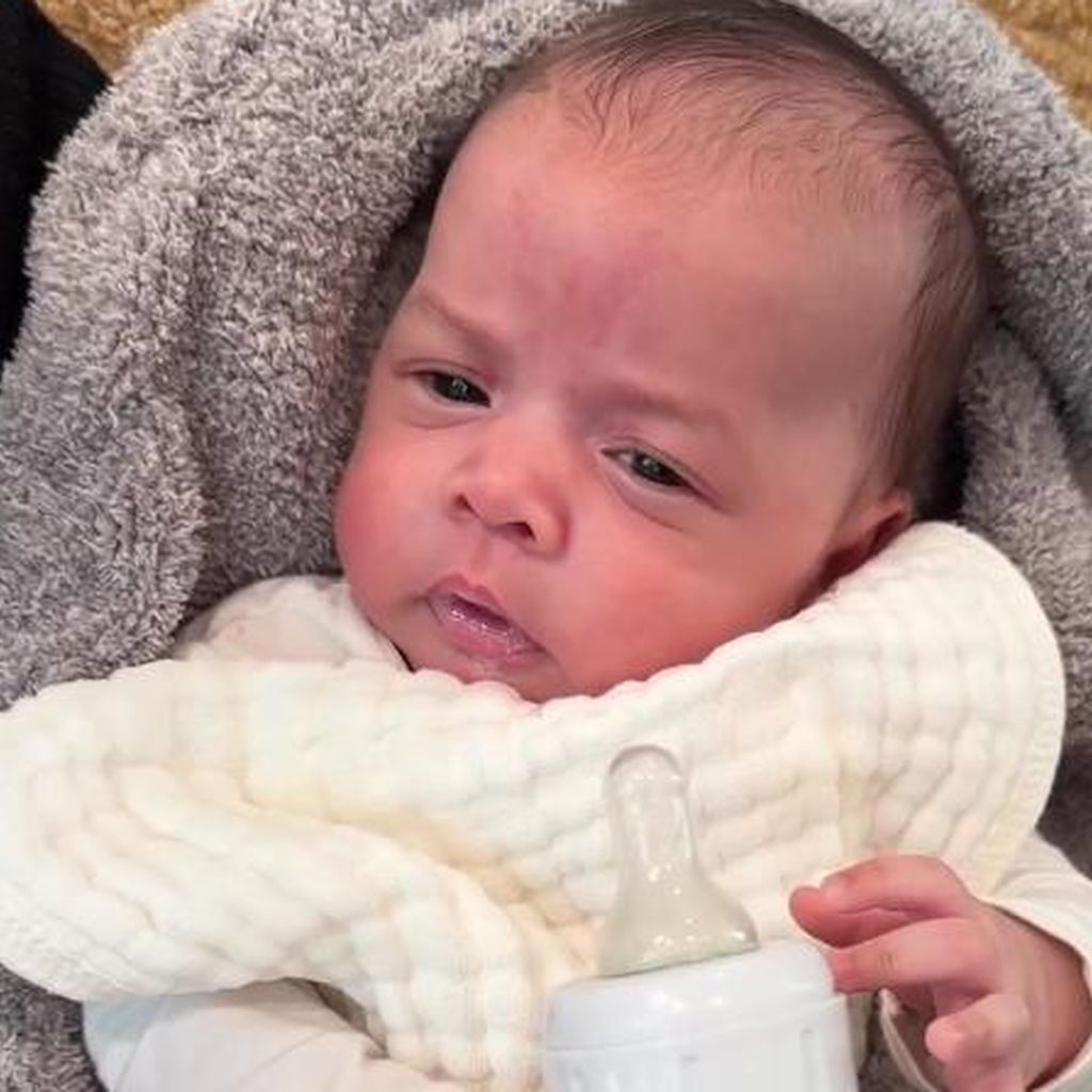Chrissy Teigen und John Legends Tochter Esti Maxine