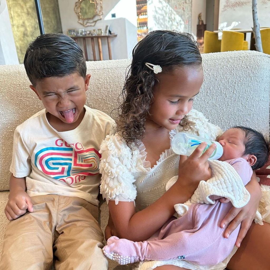 Chrissy Teigens Kinder Miles, Luna und Wren