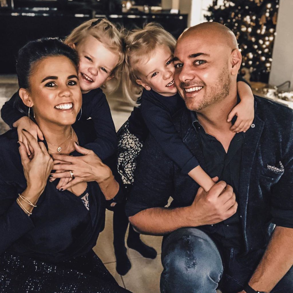 Christian und Claudia Tews mit ihren Töchtern Pauline und Marlena