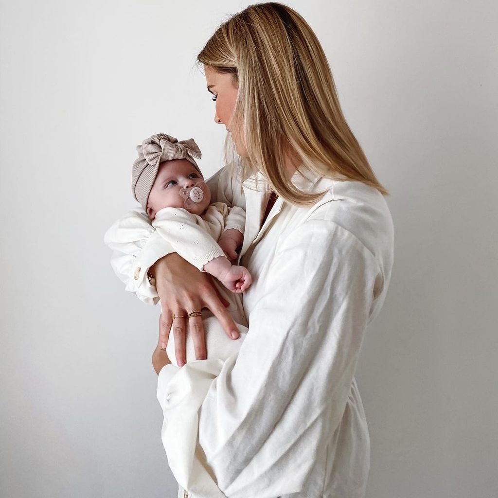 Christin Kaeber mit ihrer Tochter Nia