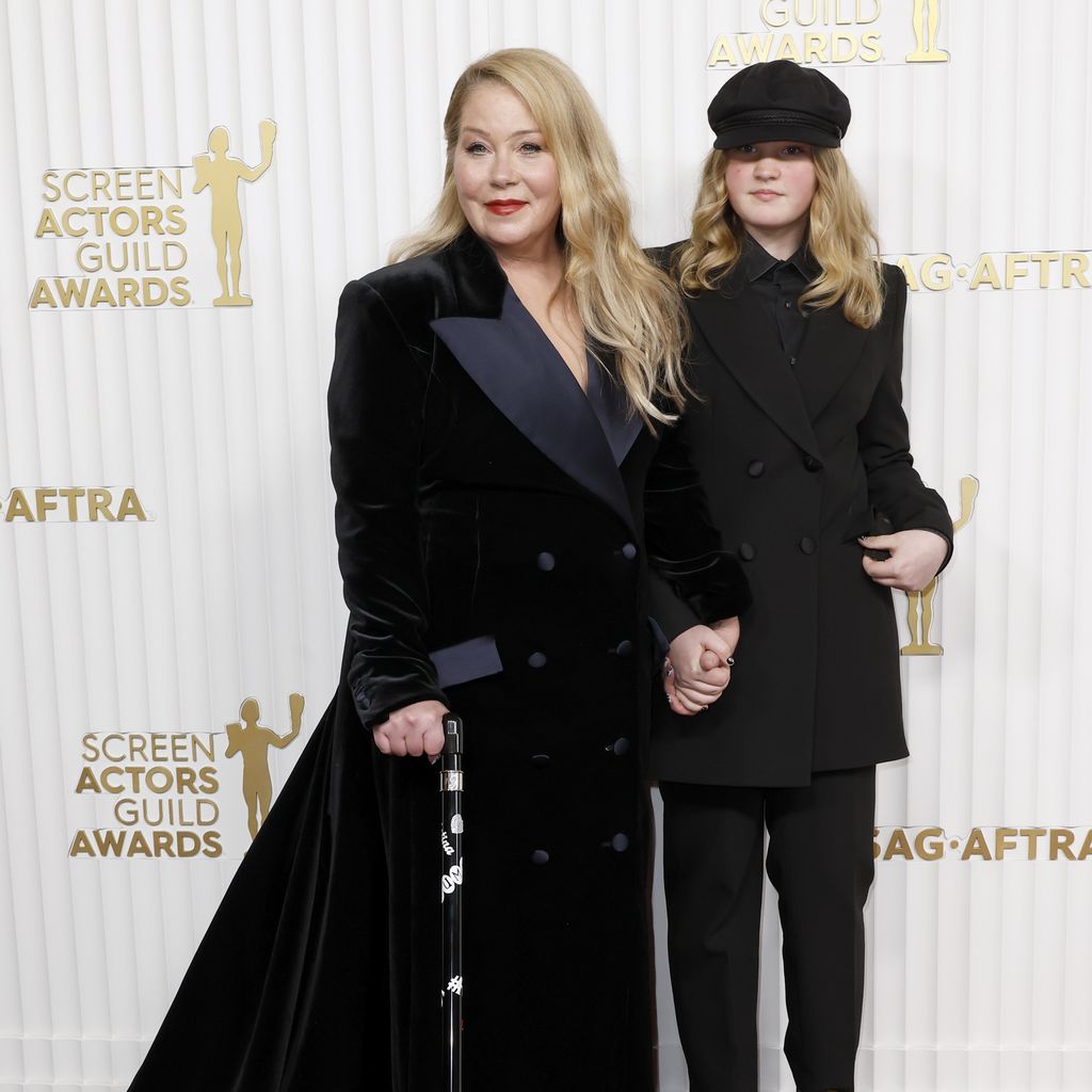Christina Applegate und Sadie Grace LeNoble, Februar 2023