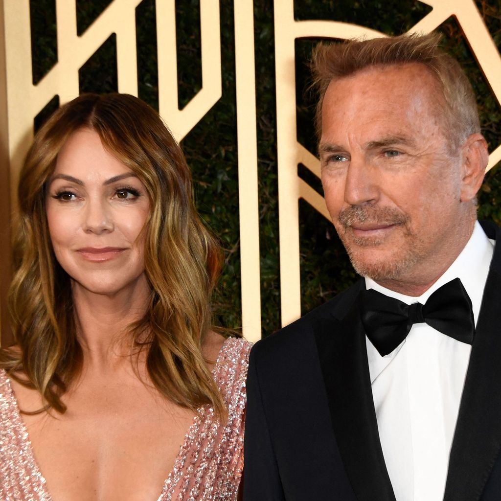 Christine Baumgartner und Kevin Costner im Februar 2022