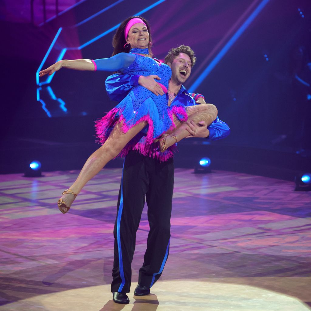 Christine Neubauer und Valentin Lusin bei "Let's Dance", 2025